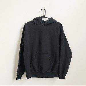 Urban Outfitters: hoodie - black